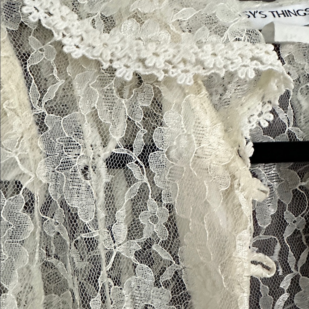 Cream Lace Robe - Picture 6 of 6